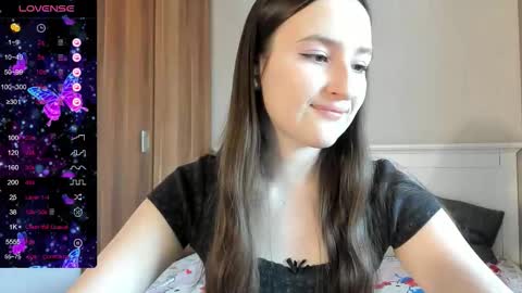 Snapshot of pingviluly chatting on October 15, 7:00 am pingviluly online show from October 15, 7:00 am