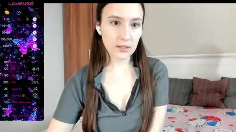 Snapshot of pingviluly chatting on October 8, 8:18 am pingviluly online show from October 8, 8:18 am