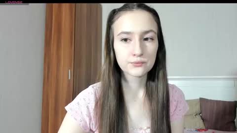 Snapshot of pingviluly chatting on September 22, 6:34 am pingviluly online show from September 22, 6:34 am