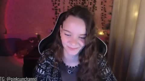 Stephanie online show from November 16, 7:03 pm