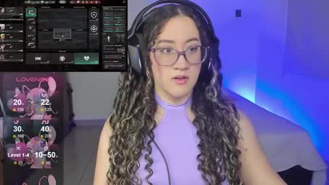 Emilly Santis online show from January 11, 4:27 am