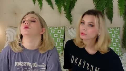 Adele online show from November 3, 9:02 am