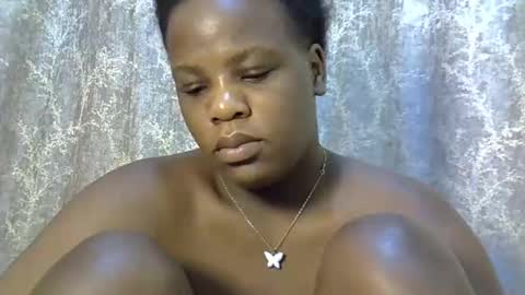 pinky_ebony13 online show from March 24, 7:08 pm