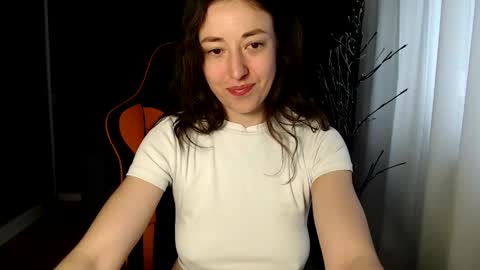 Snapshot of piscesgirl06 chatting on February 27, 6:18 am piscesgirl06 online show from February 27, 6:18 am