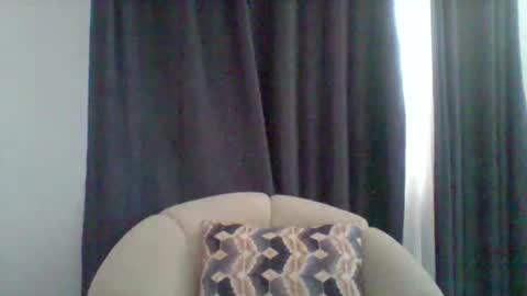 Majesty online show from November 27, 8:50 am