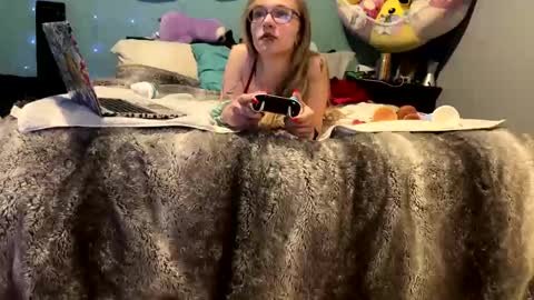 Snapshot of pixieprincess03 chatting on March 11, 8:31 pm Princess online show from March 11, 8:31 pm