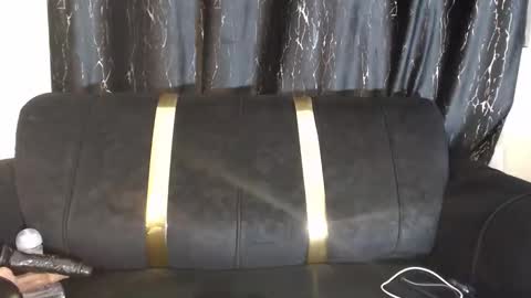 pixietease1 online show from January 15, 11:00 pm