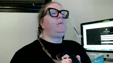 Platinum Puzzy online show from December 16, 11:07 pm