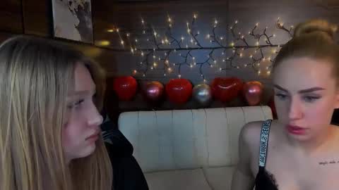 Sophie online show from March 3, 9:56 pm