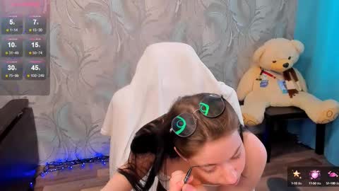 Snapshot of playfulkira chatting on February 12, 7:44 am Kira online show from February 12, 7:44 am