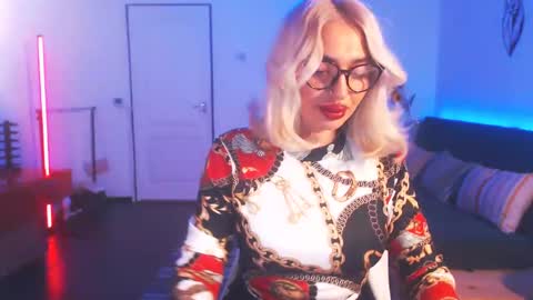 Victoria online show from January 11, 9:36 pm