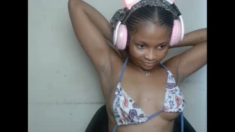 plumnjuicyx online show from February 28, 4:31 pm