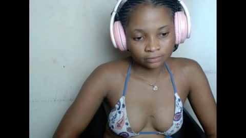 plumnjuicyx online show from February 25, 5:08 pm