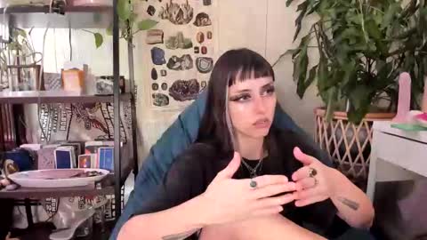 Goddess Pluto online show from December 16, 10:26 pm