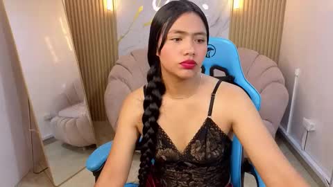 pocahontas18_b online show from November 13, 12:48 pm