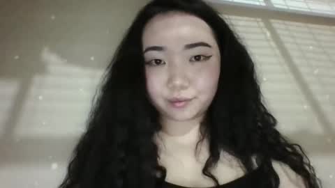 Erica online show from April 9, 3:39 pm