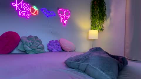 Jenna online show from October 31, 4:14 am