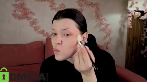 Polly online show from November 12, 2:09 am