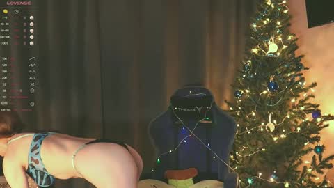 Snapshot of polusladkoye chatting on December 12, 1:28 pm Megan.online  online show from December 12, 1:28 pm