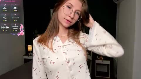 Snapshot of portia_bubbles chatting on September 10, 7:03 pm Elizabeth online show from September 10, 7:03 pm