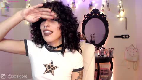 Snapshot of posigore chatting on December 30, 7:11 pm Anna Goth independient model online show from December 30, 7:11 pm