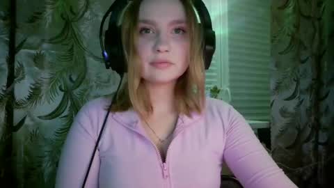 pr_in_cess_ online show from May 14, 11:43 pm