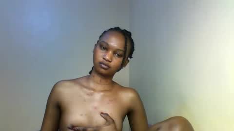 Snapshot of prettie_candy9 chatting on October 9, 4:55 pm Prettie candy9 online show from October 9, 4:55 pm