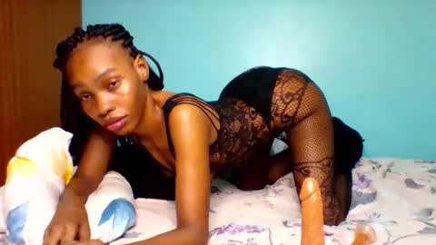 pretty253 online show from October 6, 5:40 pm