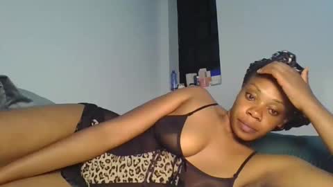 Pretty online show from March 17, 8:35 pm