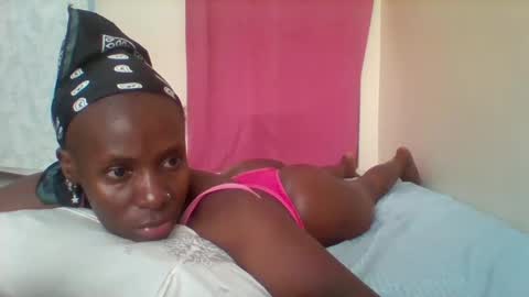 Snapshot of pretty_darya chatting on February 7, 6:03 am pretty_darya online show from February 7, 6:03 am