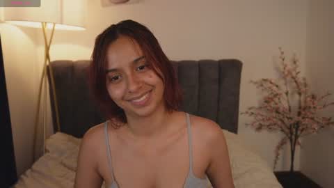 pretty_goddess online show from July 9, 9:39 pm
