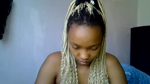 pretty jazminee online show from June 15, 7:19 am