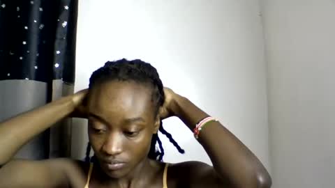 pretty luv1 online show from June 19, 12:08 pm