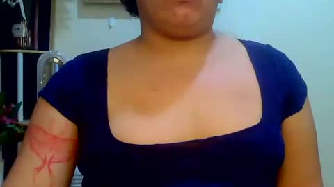 pretty stela online show from December 1, 2:37 am