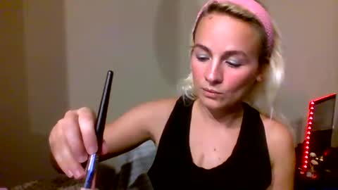 Missy  Jack online show from January 11, 1:54 am