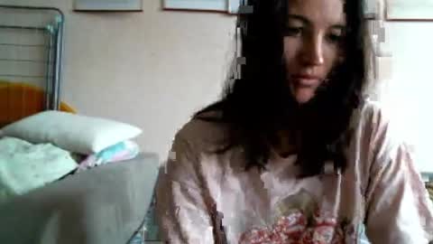 Bella online show from October 31, 7:01 am