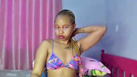 prettybigclit_ebony online show from September 14, 7:06 am