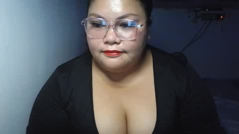 Snapshot of prettycarla_ chatting on September 23, 1:31 pm prettycarla online show from September 23, 1:31 pm
