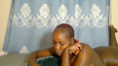 SHANIA online show from November 2, 9:40 pm