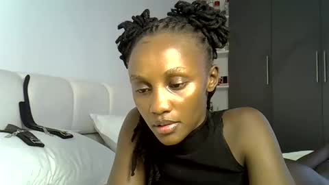 Pretty darkskin doll online show from February 4, 11:24 am