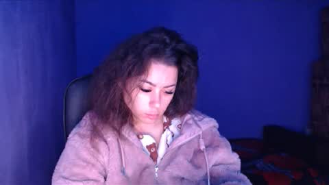 Snapshot of prettyjulliette chatting on December 30, 11:26 am prettyjulliette online show from December 30, 11:26 am
