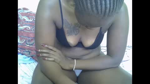 LILIAN online show from November 17, 9:54 am