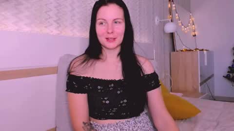 prettymasha_ online show from January 5, 11:15 am