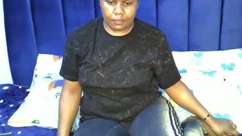 Snapshot of prettymel_ chatting on September 27, 10:50 pm prettymel_ online show from September 27, 10:50 pm