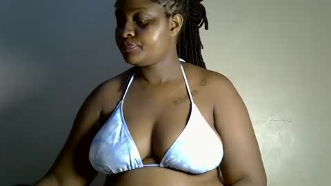 prettyriss online show from May 9, 12:23 am