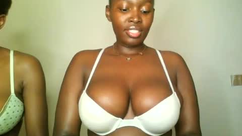 prettyvishy online show from July 15, 2:49 am
