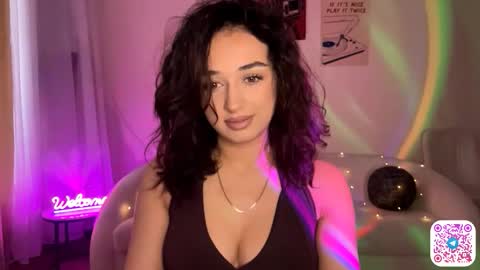 Sofi online show from March 15, 11:12 am