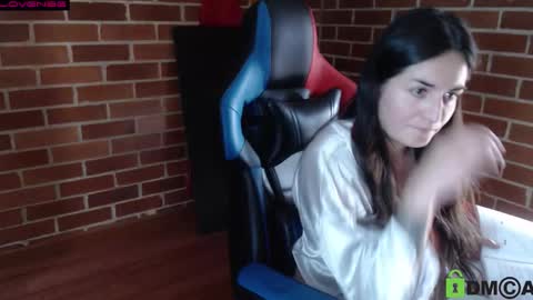 Leia online show from February 12, 9:49 pm