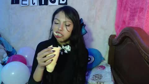  Elia  online show from October 22, 2:16 am