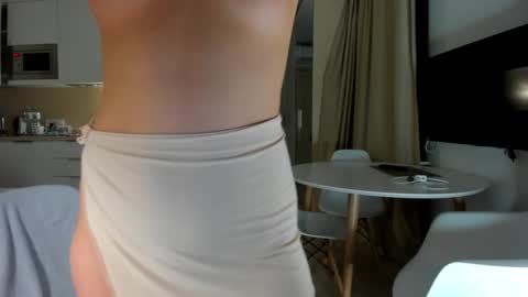 Snapshot of princess_moana chatting on December 3, 9:01 pm princess_moana online show from December 3, 9:01 pm